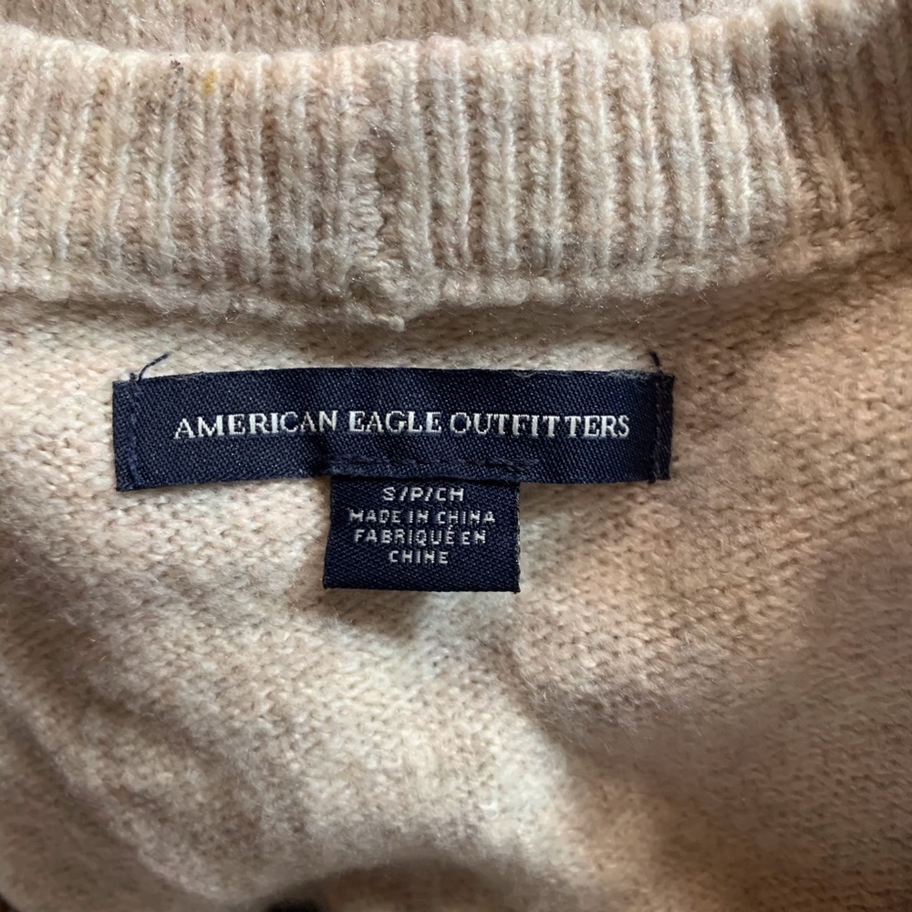 American Eagle Distressed Cutout Sweater - Picture 7 of 7